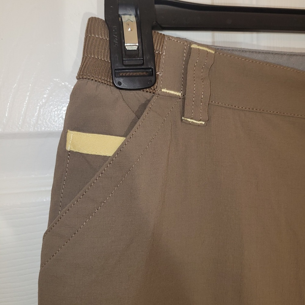 Duluth Trading Co Womens 6x31 Beige Nylon Spandex Cargo Pants‎ Hiking Outdoor - Picture 4 of 16